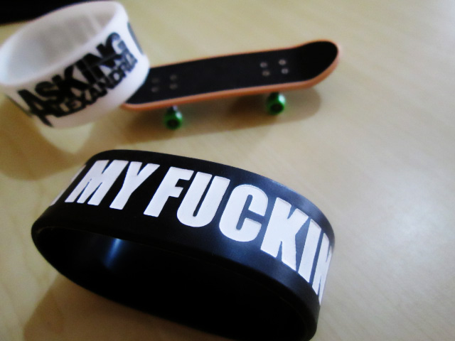 gelang karet jakarta